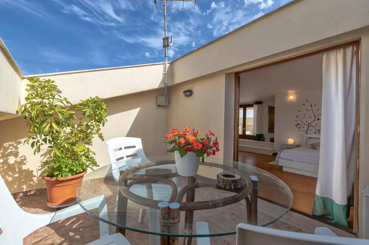 Sardinia Guest House Olmedo Extérieur photo