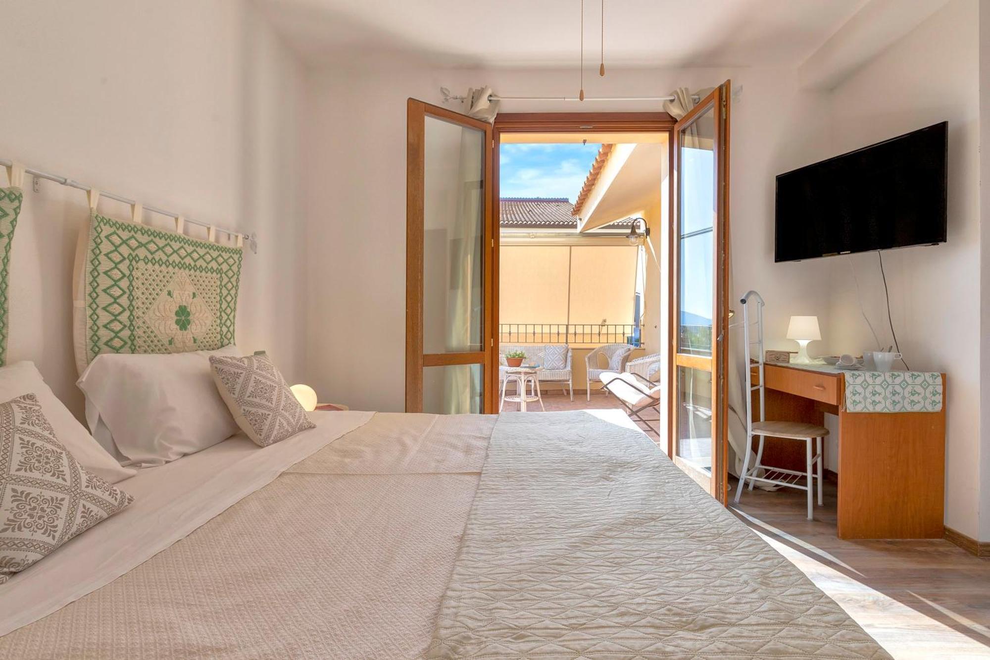 Sardinia Guest House Olmedo Extérieur photo